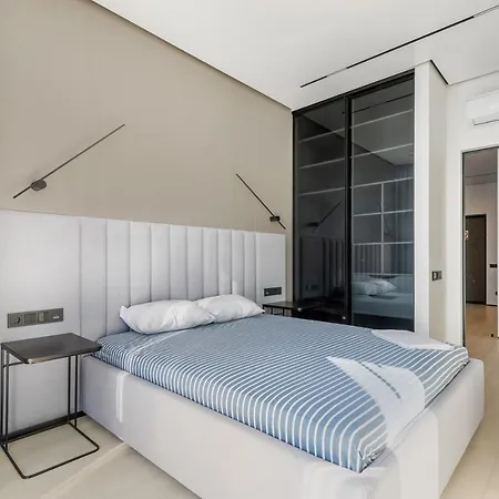 Luxury Waterfront 3-Bedrooms Apartment Odesa Exterior photo
