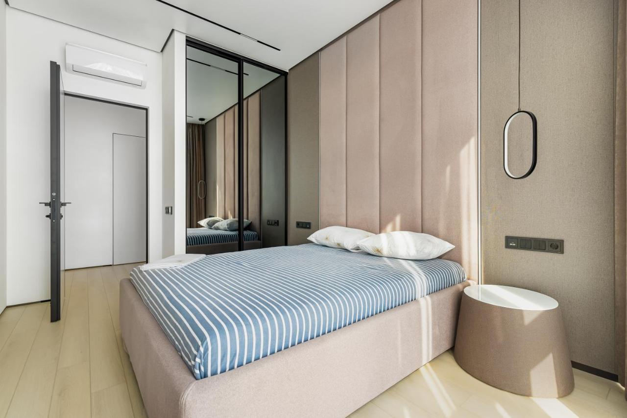 Apartment Luxury Waterfront 3-bedrooms Odesa