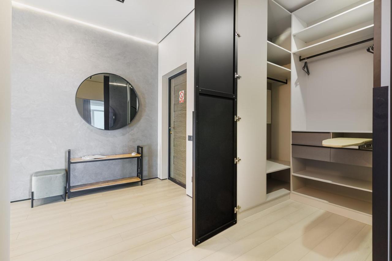 Luxury Waterfront 3-bedrooms * Odesa